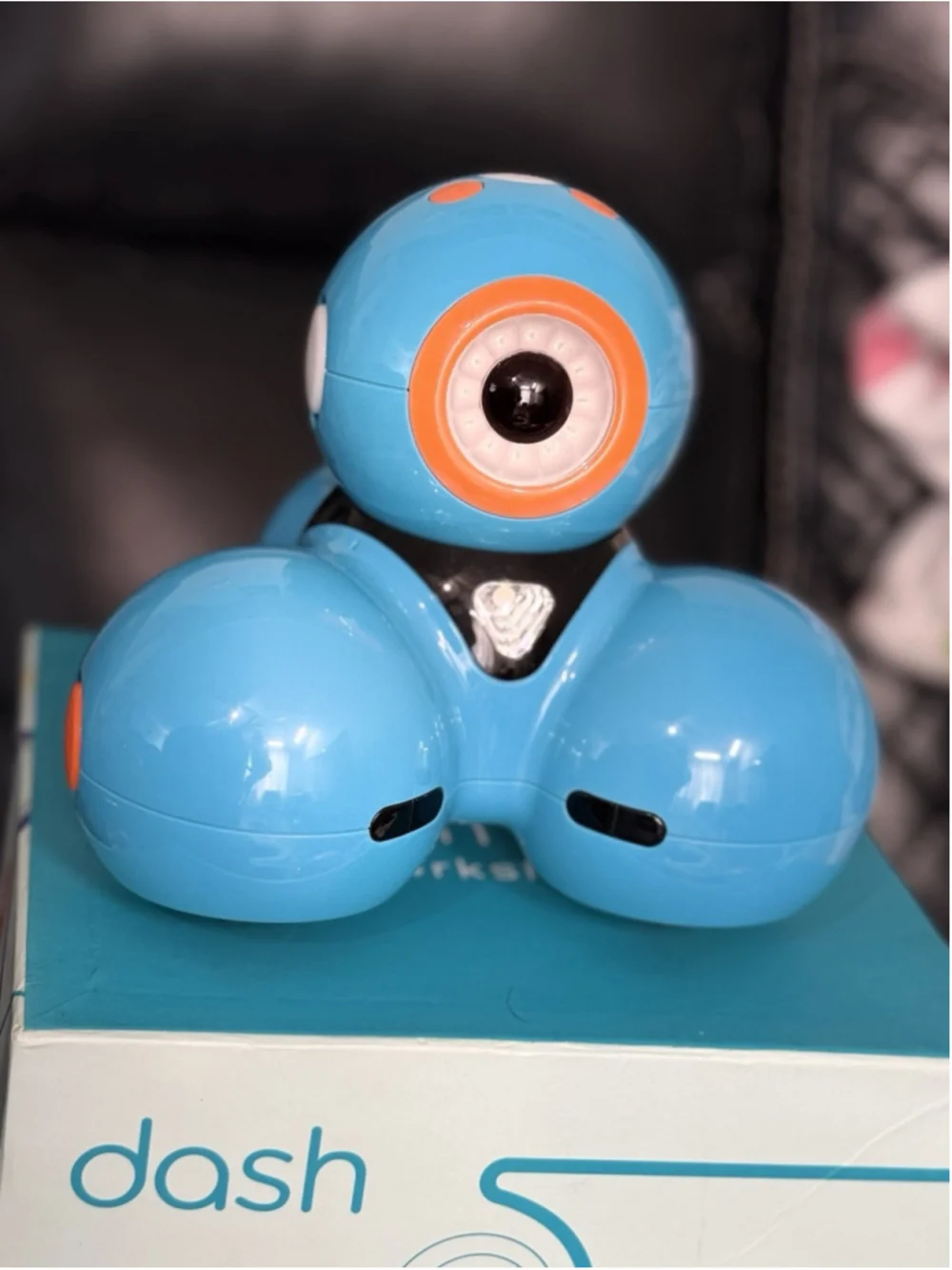 Wonder Workshop Dash DA01 And Dot Robots DO01